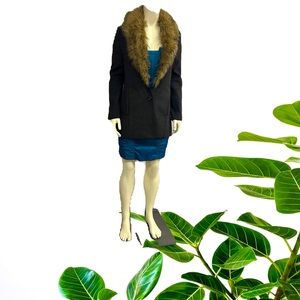FOREVER 21GRAY PEA JACKET WITH FAUX FUR COLLAR IN SIZE SMALL